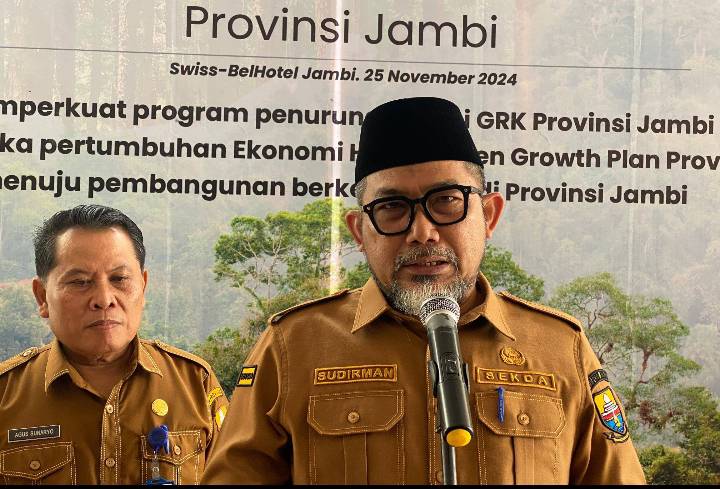 Sekda Provinsi Jambi, Sudirman menyampaikan status Karhutla akan berakhir di bulan November 2024