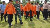 Kepala BPBD Provinsi Jambi berserta Gubernur Alharis dan Danrem 042/Gapu cek kesiapan personil dalam antisipasi bencana alam