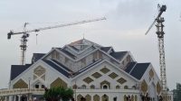 Penampakan pembangunan Islamic Center usai tak mencapai batas waktu pengerjaan