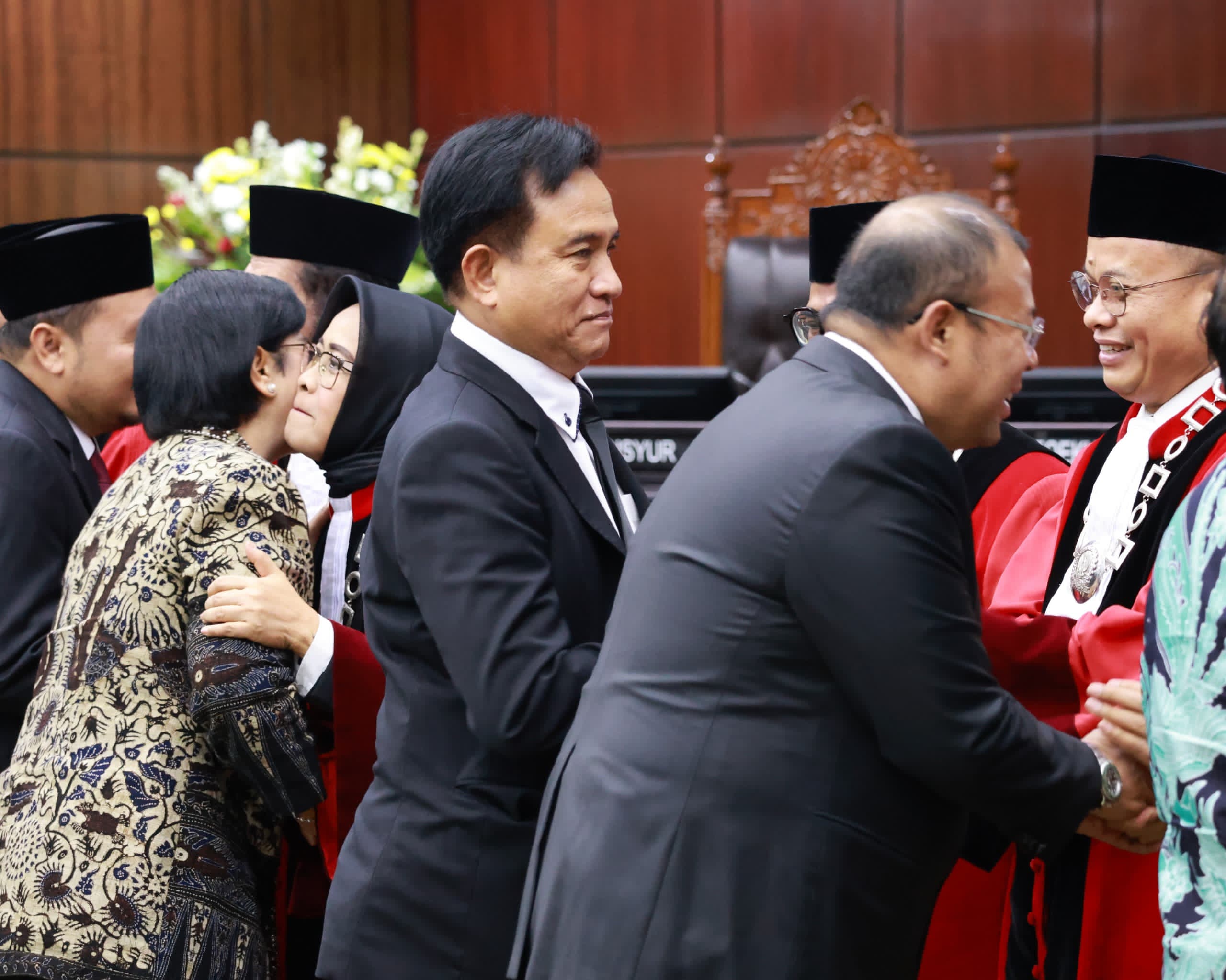 Menteri Koordinator Hukum, HAM, Imigrasi dan Pemasyarakatan Yusril Ihza Mahendra