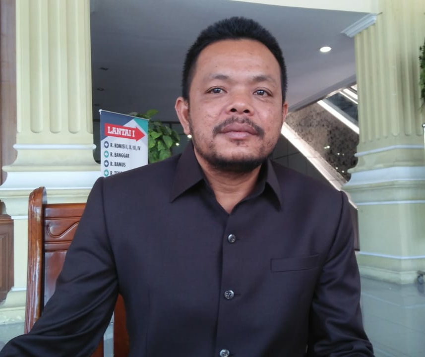 Komisi lll DPRD Jambi akan surati PTPN VI dampak dari amblasnya jalan ness akibat dari galian parit gajah