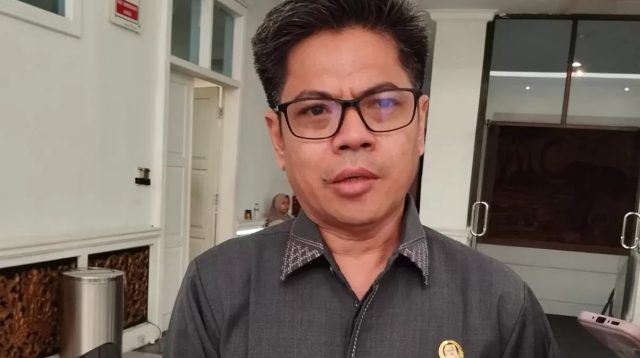 Wakil Ketua komisi lll DPRD Provinsi Jambi akan panggil BPJN IV terkait dengan rusaknya jalan di jembatan Aurduri 1
