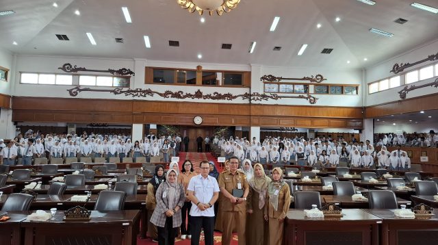 DPRD Provinsi Jambi terima kunjungan belajar ratusan siswa SMA N 4 Kota Jambi