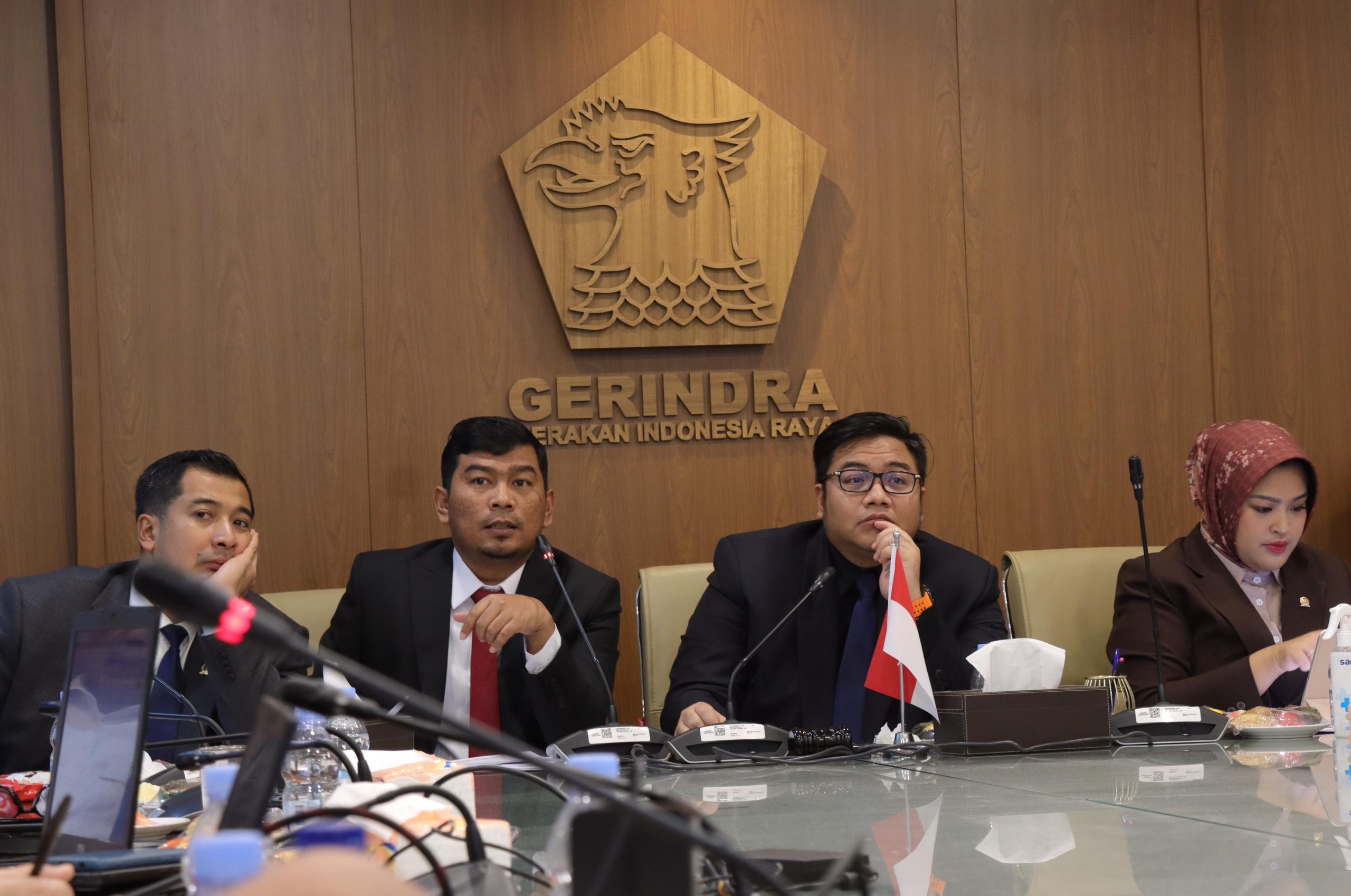 Rocky Chandra diamanahi menjadi sekretaris panitia ultah ke-17 fraksi Gerindra DPRD RI