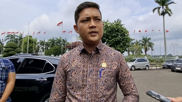 Ketua DPRD Provinsi Jambi Himbau masyarakat tetap waspada terkait dengan bencana banjir