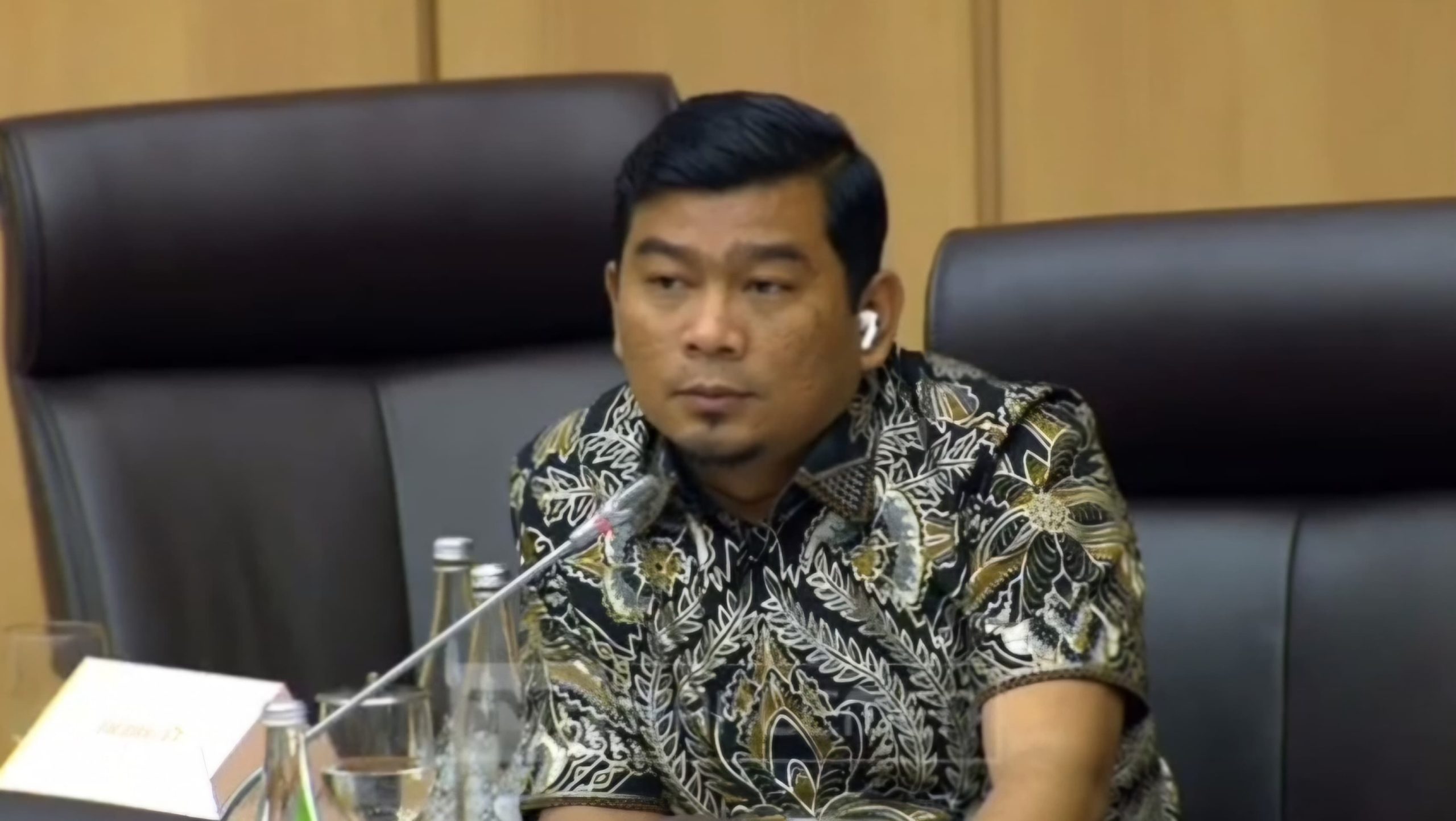 Rocky Chandra minta Kementrian Lingkungan Hidup awasi pembangunan PLTA di Kerinci