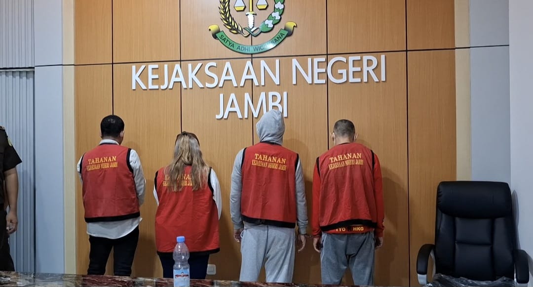 Ratu narkoba Jambi Helen, dan Didin, Tek Hui, beserta Mafi dilimpahkan ke Kejaksaan Negeri Jambi