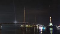 Kondisi Jembatan Gentala Arasy yang merupakan icon wisata Provinsi Jambi berubah menjadi gelap gulita