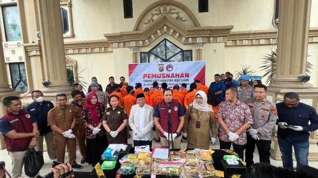 Polda Jambi musnahkan barang bukti narkoba jenis sabu seberat 12 kilogram