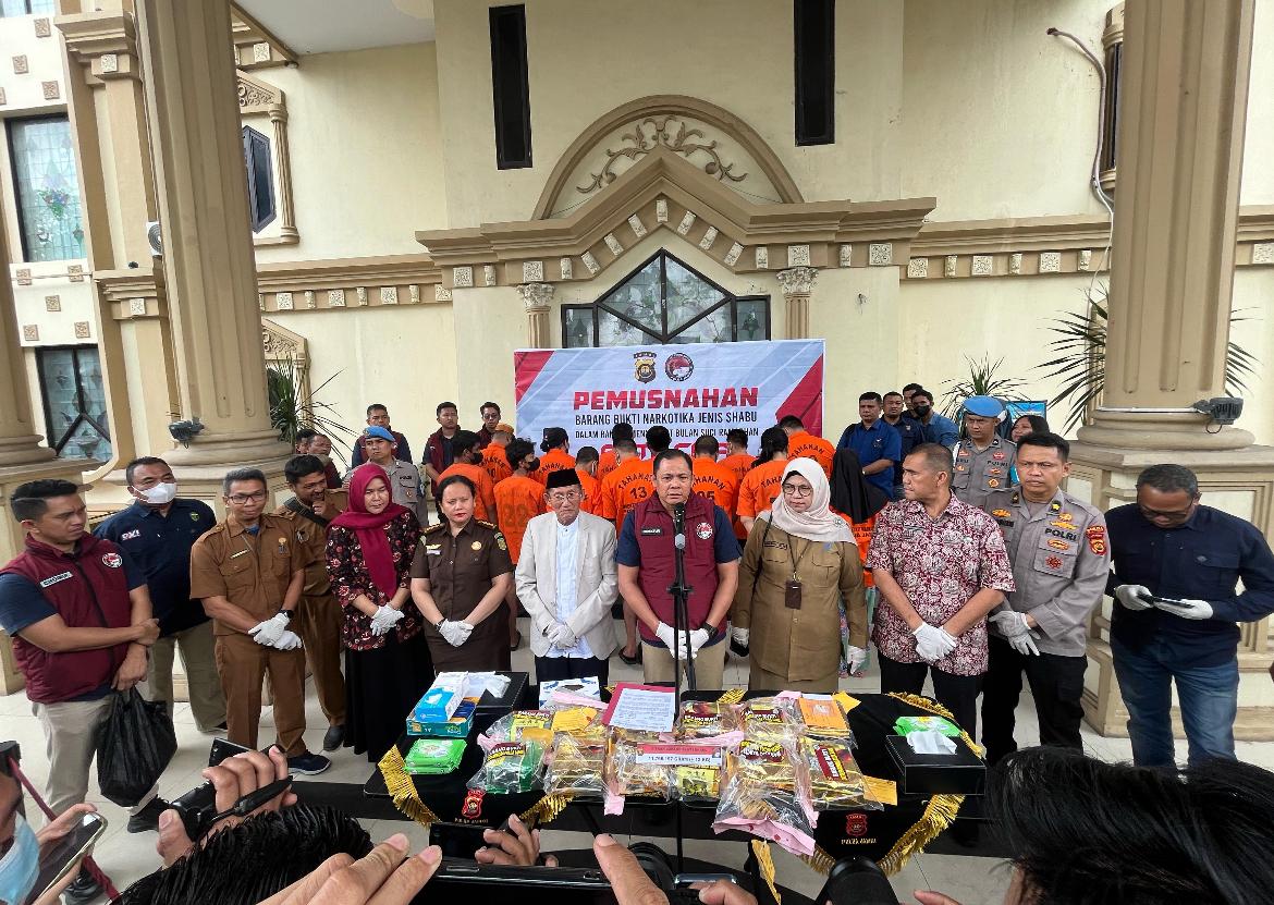 Polda Jambi musnahkan barang bukti narkoba jenis sabu seberat 12 kilogram
