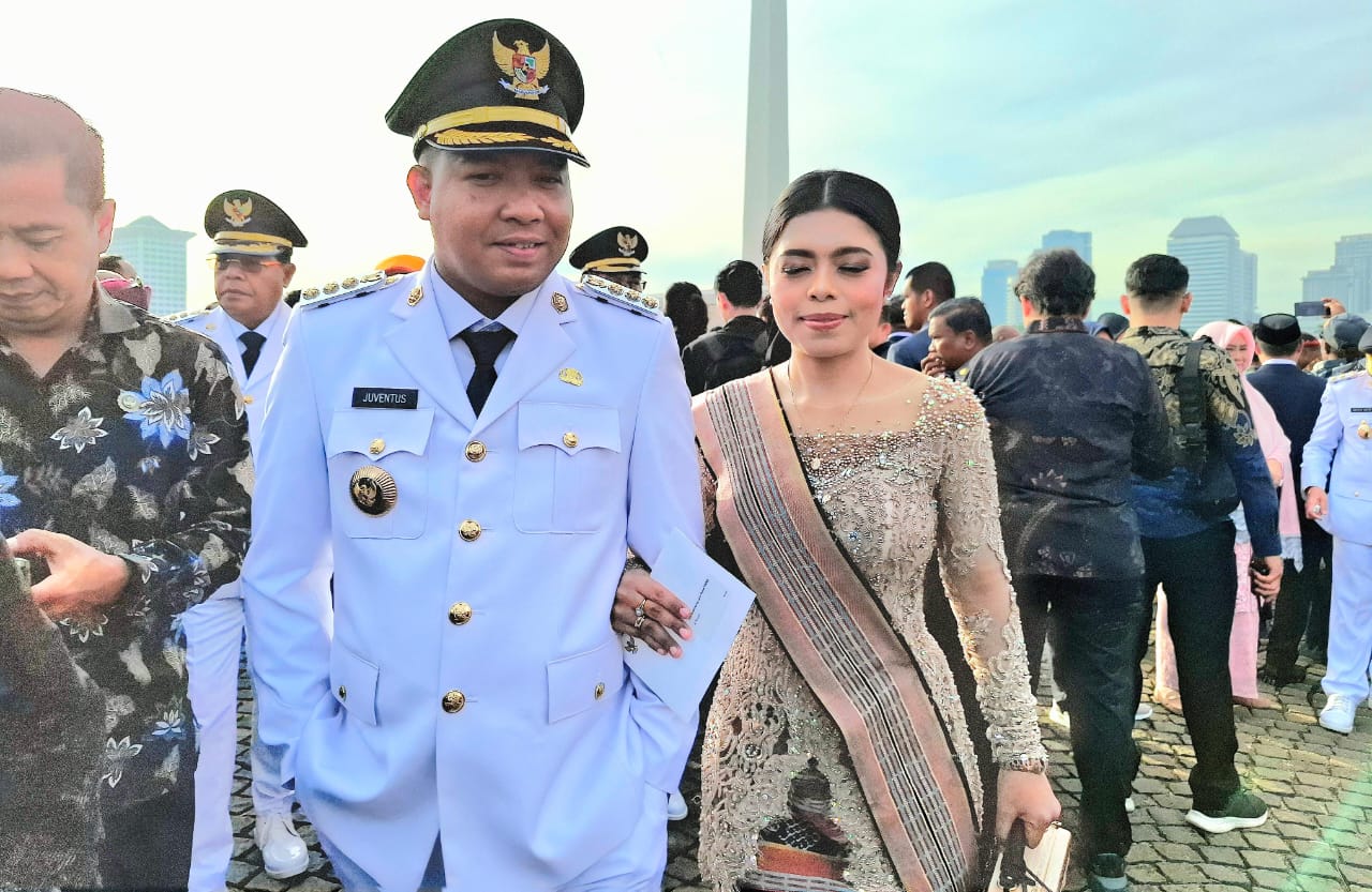 Bupati Sikka menjadi sorotan saat pelantikan Kepala Daerah di Istana Negara