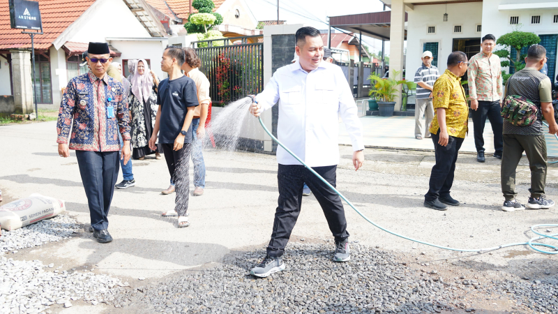 Ketua DPRD Kota Jambi Dukung Perbaikan secara swadaya