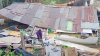 Kondisi rumah roboh di Kota Jambi aki akibat curah hujan yang tinggi