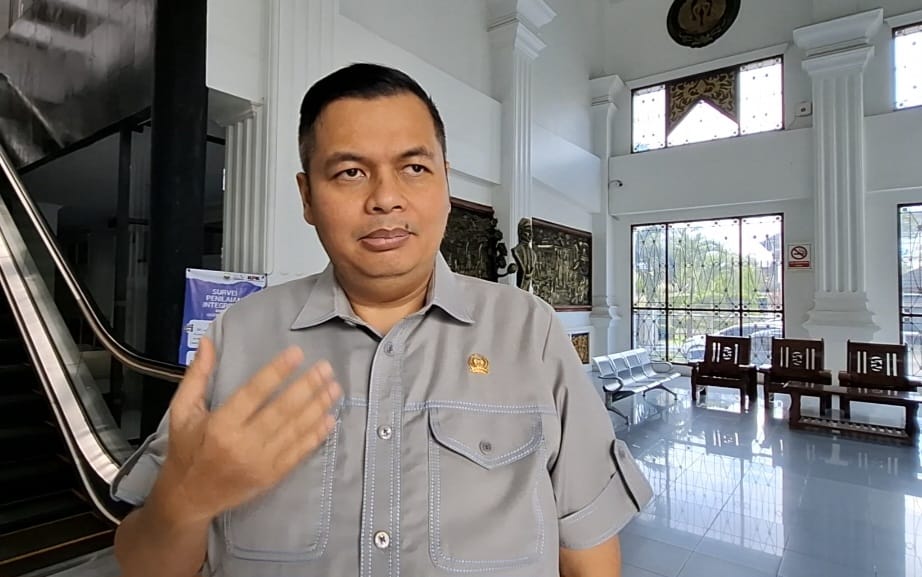 Ketua DPRD Kota Jambi, Kemas Faried Alfarelly ucapkan selamat atas pelantikan Samsul Riduan sebagai Wakil Ketua ll DPRD Provinsi Jambi