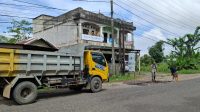 Perbaikan jalan yang dilakukan Dinas PUPR Provinsi Jambi
