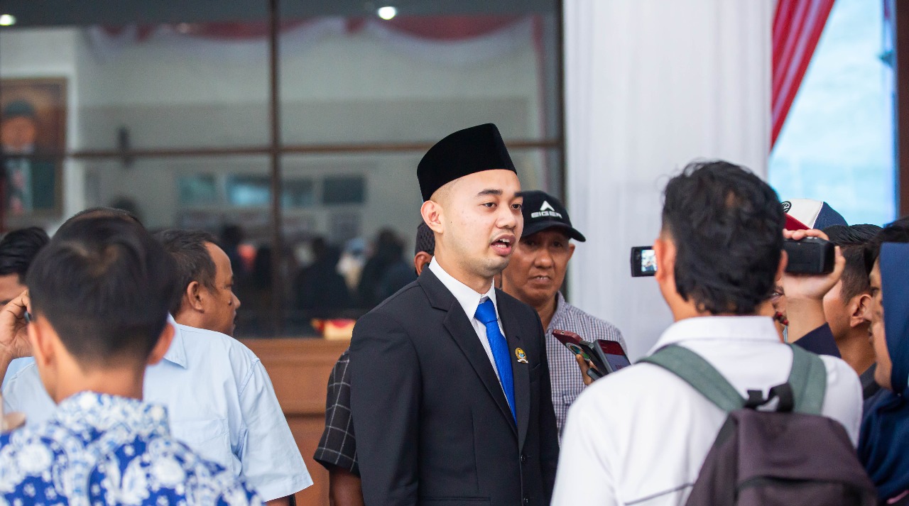 Zulkifli Linus, Anggota DPRD Provinsi Jambi, Dapil Kota Jambi