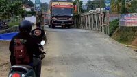 Kondisi jembatan Bailey di perbatasan Jambi - Padang jelang puncak arus mudik lebaran Idul Fitri