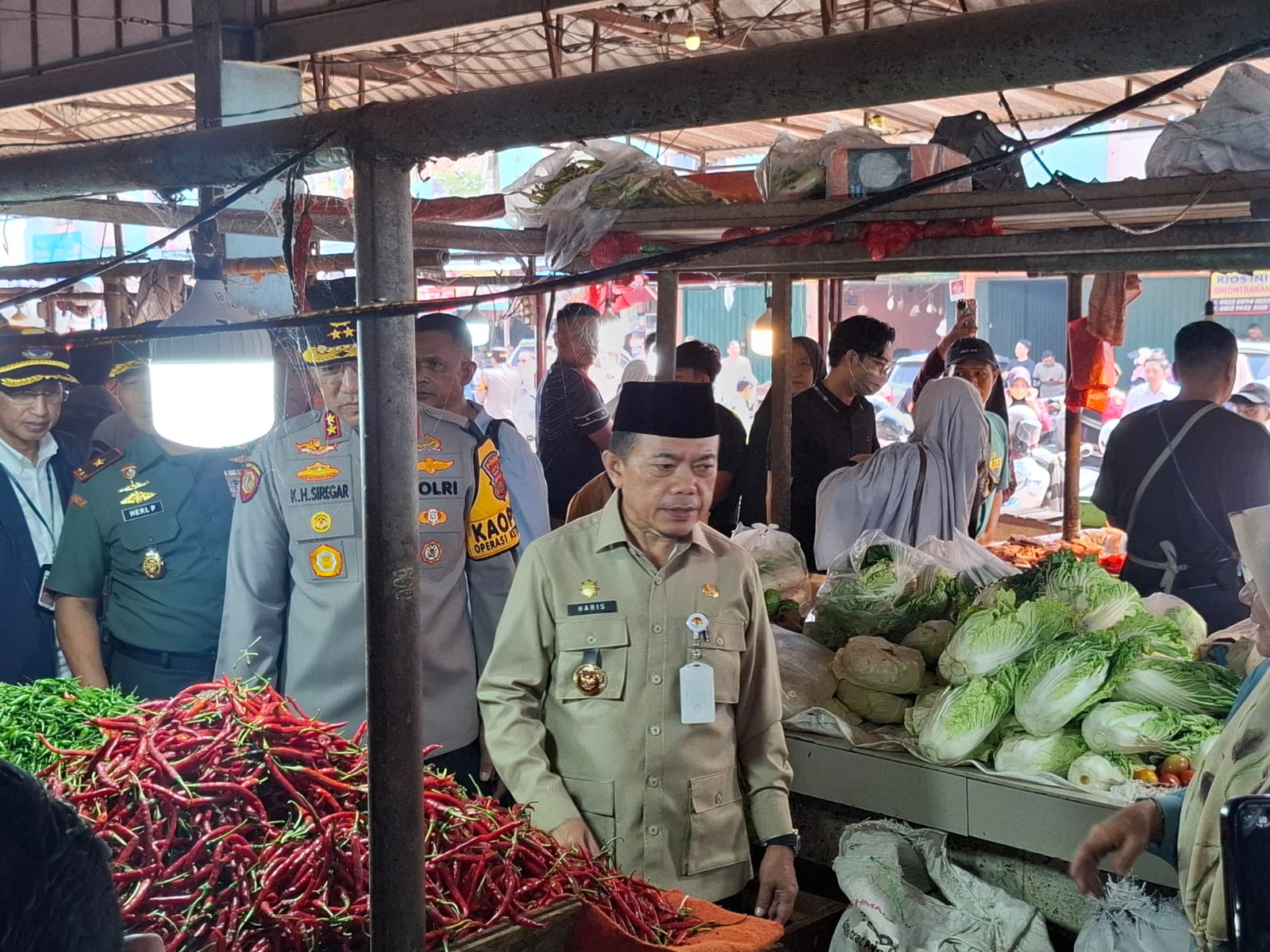 Gubernur Jambi Al Haris sidak pasar Angso Duo jelang Idul Fitri 1446 H