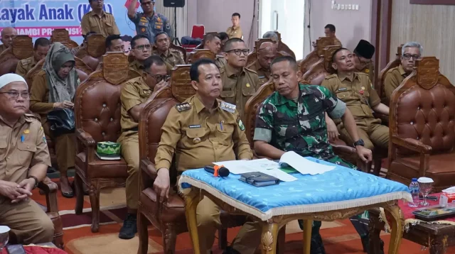 Bupati Muaro Jambi Bambang Bayu Suseno ketika Evaluasi Kabupaten Layak Anak