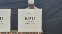 Warga mengikuti PSU Pilbup Bungo