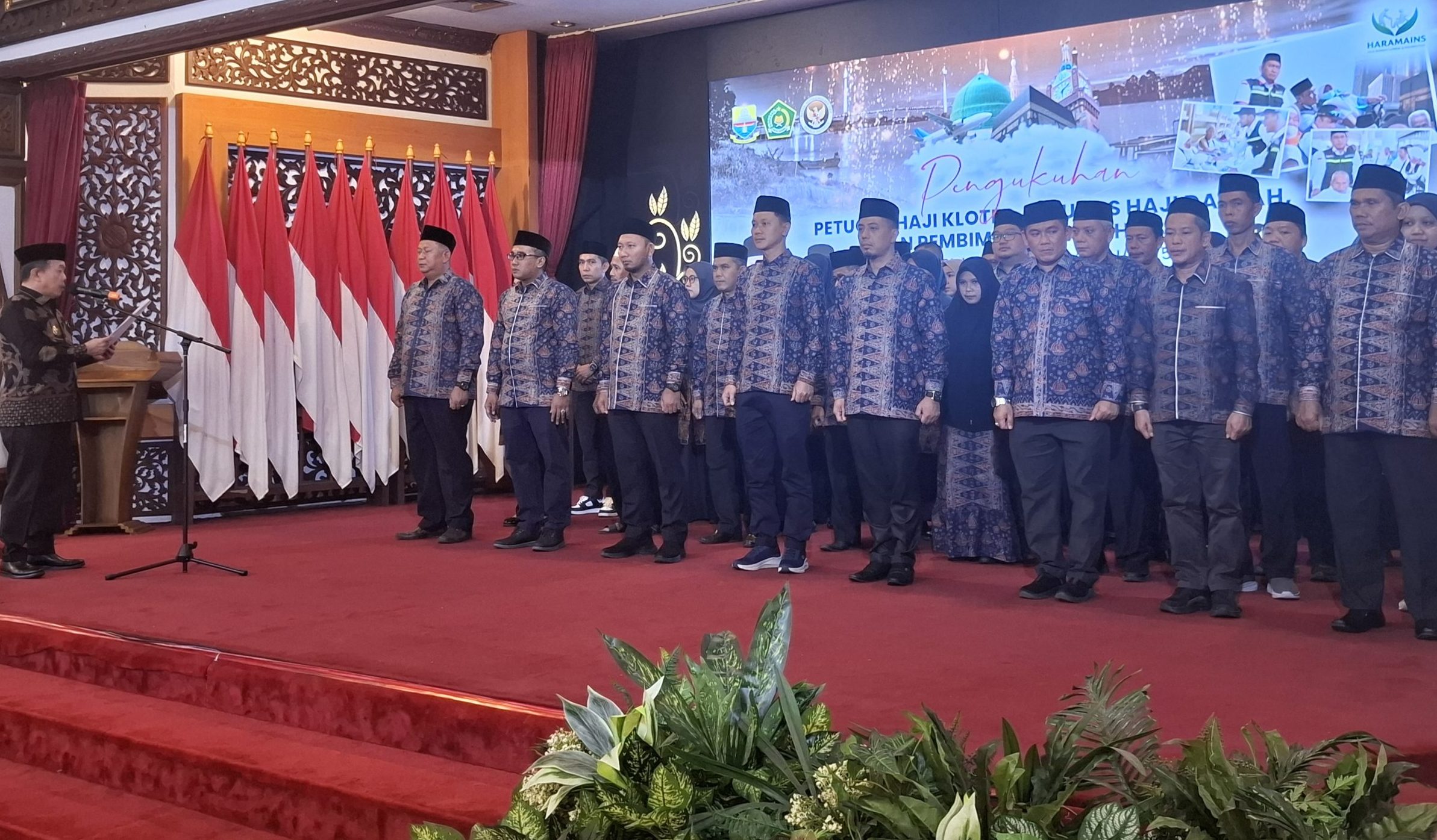 Gubernur Jambi Al Haris kukuhkan petugas haji