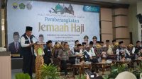 Wakil Gubernur Jambi Abdullah Sani lepas JCH kloter 13