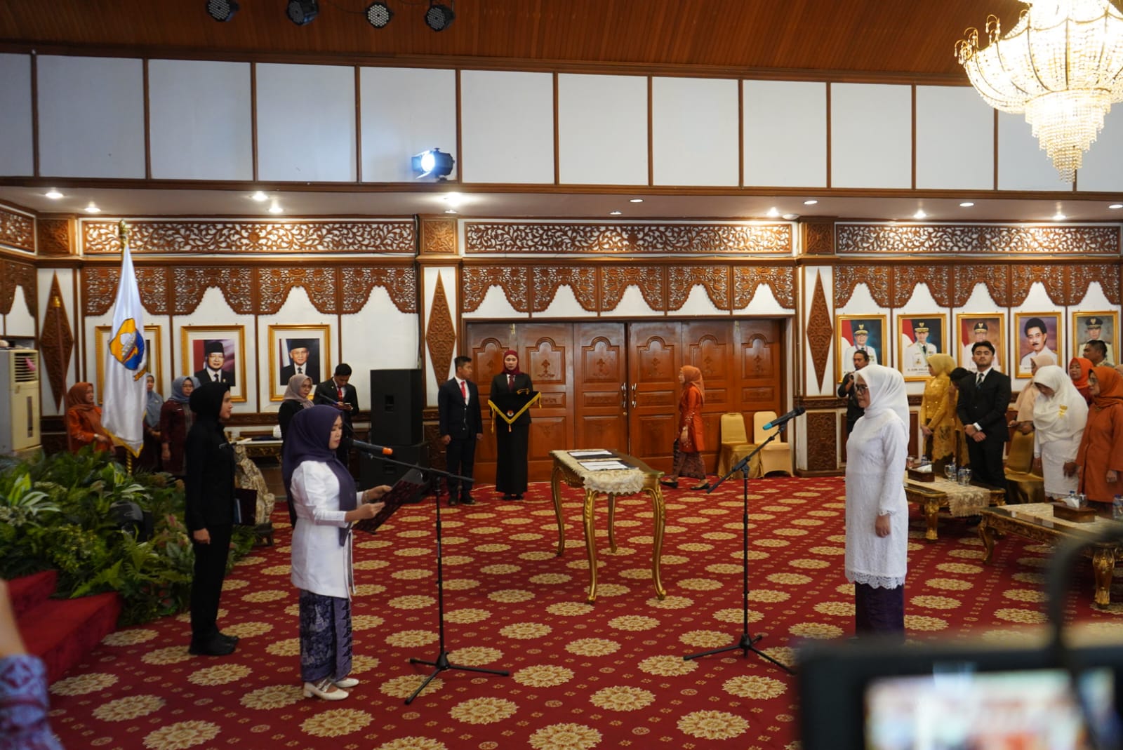 Hj. Hesnidar Haris lantik Istri Bupati Bungo, Hj. Elza Kurniawati Dedy menjadi Ketua TP-PKK dan TP-Posyandu