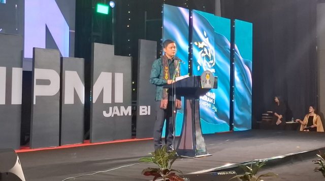 Ketua DPRD Provinsi Jambi, M Hafiz Fattah membuka Musda Xll BPD HIPMI Jambi