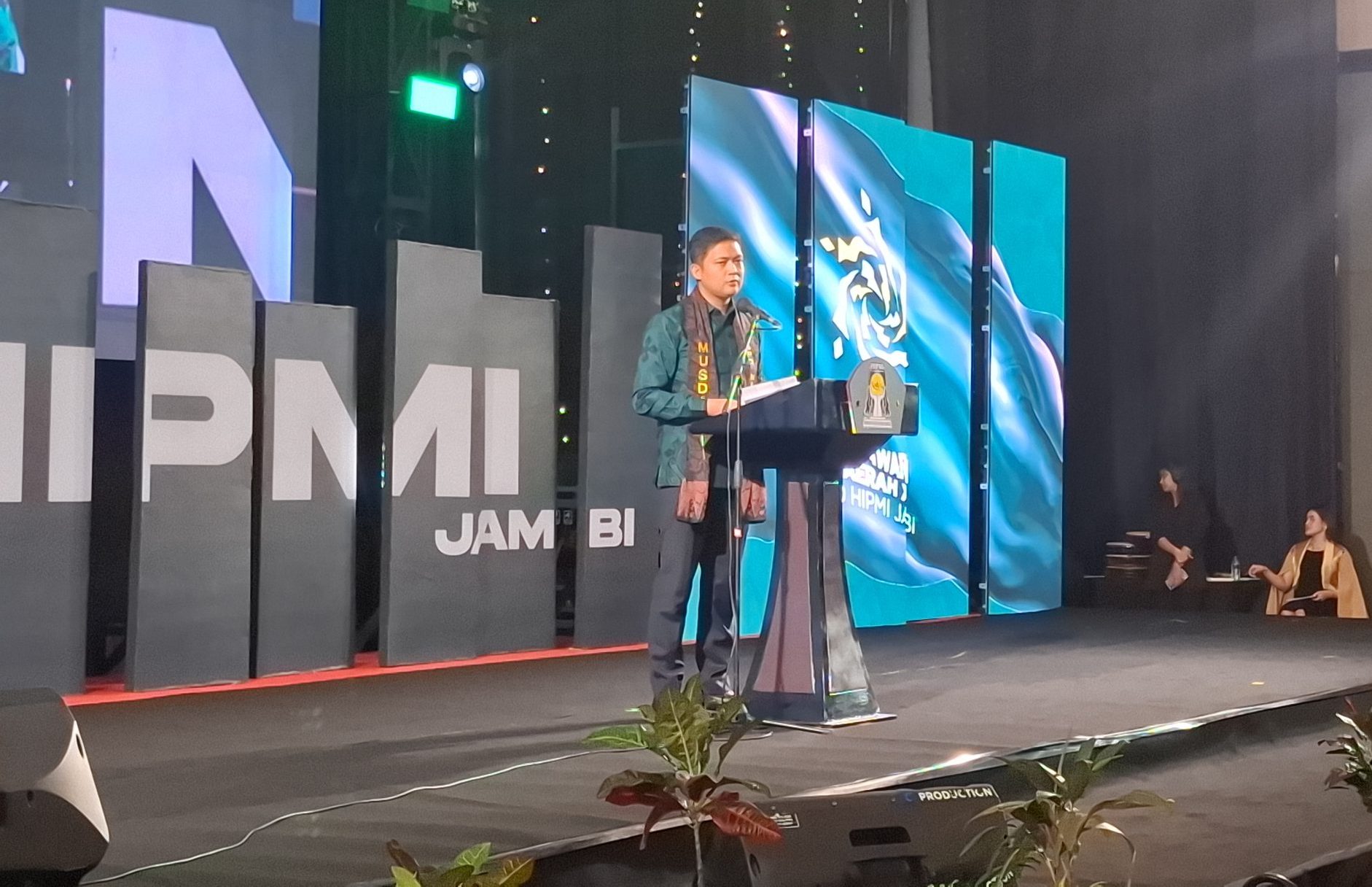 Ketua DPRD Provinsi Jambi, M Hafiz Fattah membuka Musda Xll BPD HIPMI Jambi