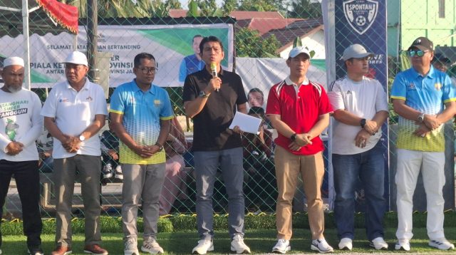 Bupati Batanghari, M Fadhil Arief hadiri pembukaan turnamen Minisoccer Piala Ketua PSSI Provinsi Jambi antar Ikatan Guru Olahraga Nasional (Igornas)