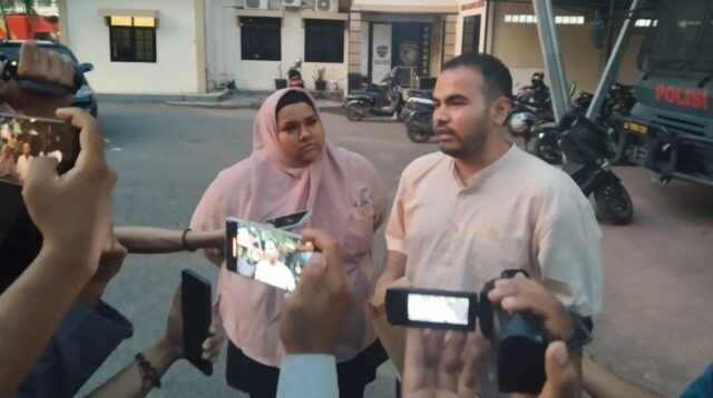 Anggota DPRD Provinsi Jambi, Rendra Ramadhan Usman bersama kuasa hukumnya, Dr. Rita Anggraini