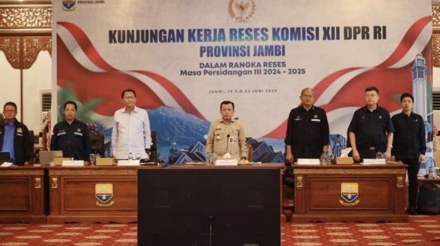 Gubernur Jambi, Al Haris, menerima kunjungan kerja Komisi XII DPR RI dalam rangka reses masa persidangan II Tahun Sidang 2024/2025