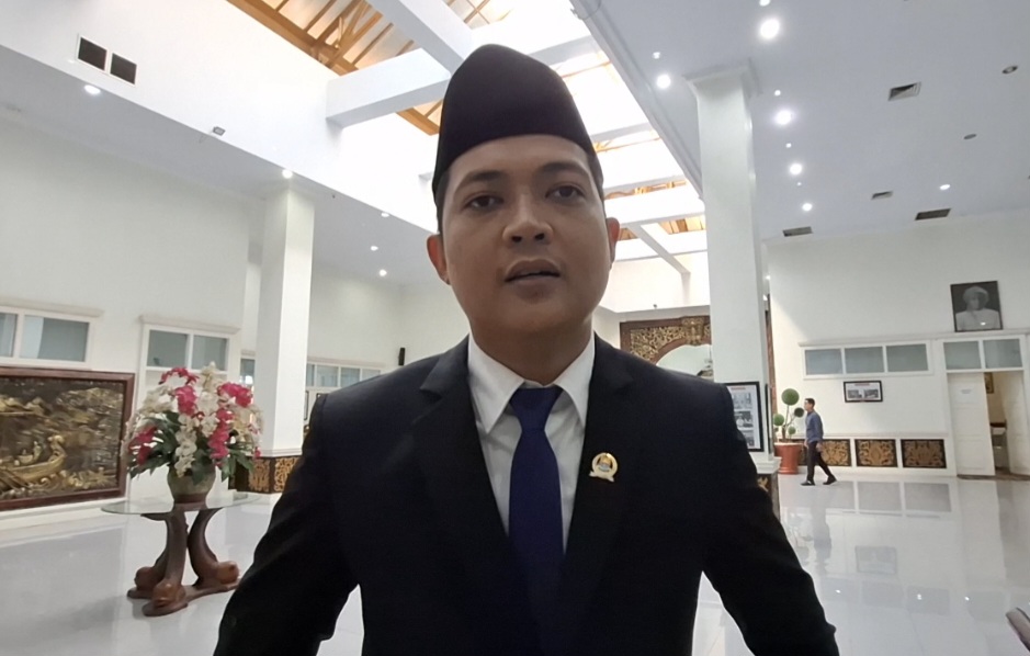 Ketua DPRD Provinsi Jambi, M Hafiz Fattah mengapresiasi dua pelajar Jambi yang terpilih sebagai Paskibraka Nasional 2025