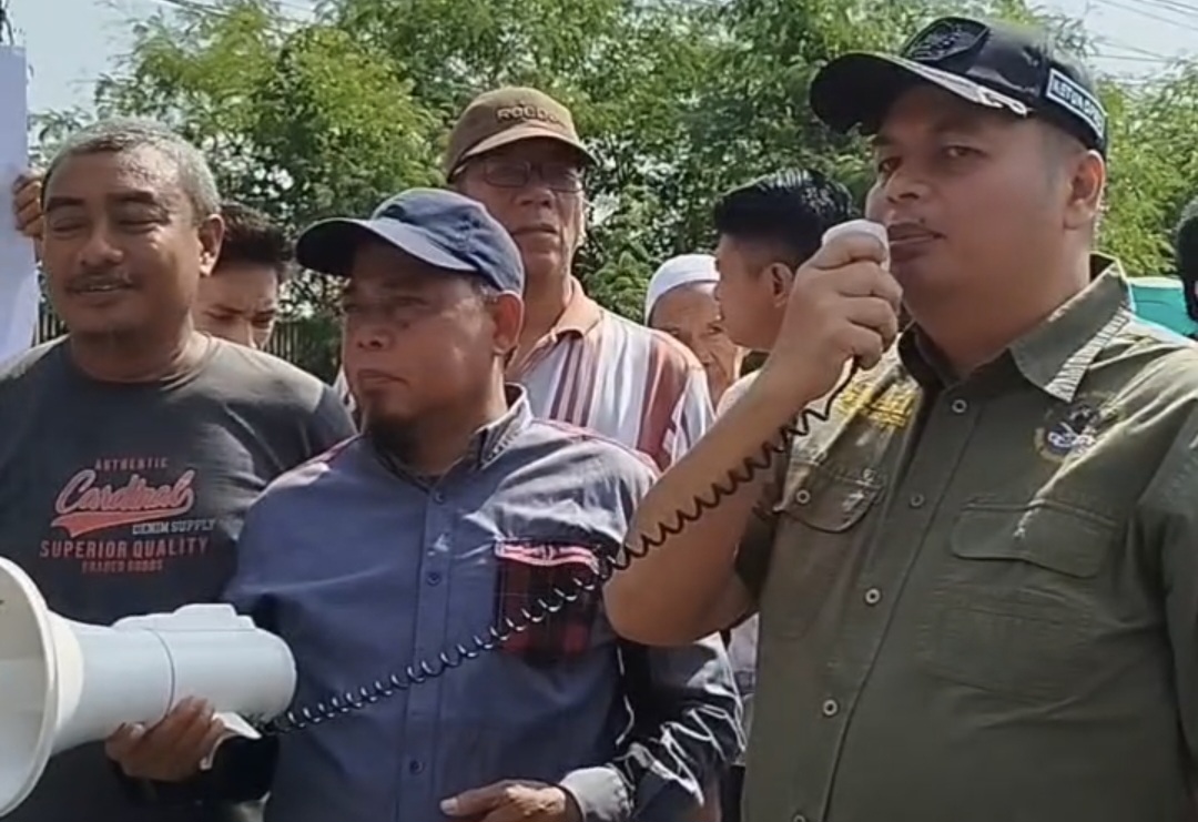 Ketua DPRD Kota Jambi, Kemas Faried Alfarelly berikan dukungan kepada warga Aur Kenali terkait penolakan stockpile batu bara di kawasan permukiman