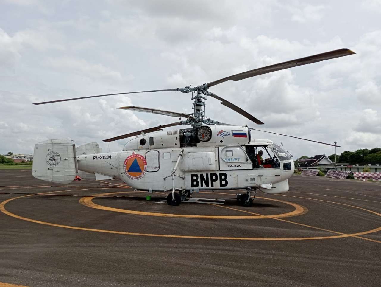 Helikopter BNPB