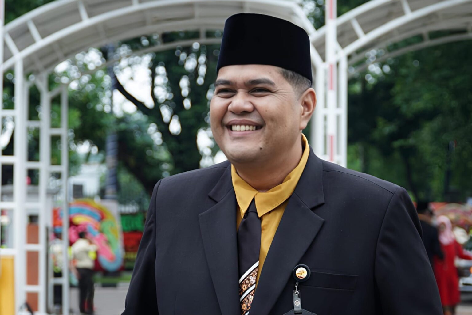 Direktur Operasional Bank Jambi, Zulfikar