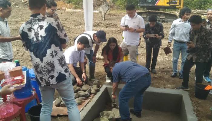 Peletakan batu pertama gudang baru PT Wings di Kabupaten Sarolangun, Provinsi Jambi