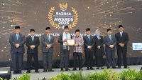 Gubernur Jambi Al Haris terima penghargaan BAZNAS Awards 2025