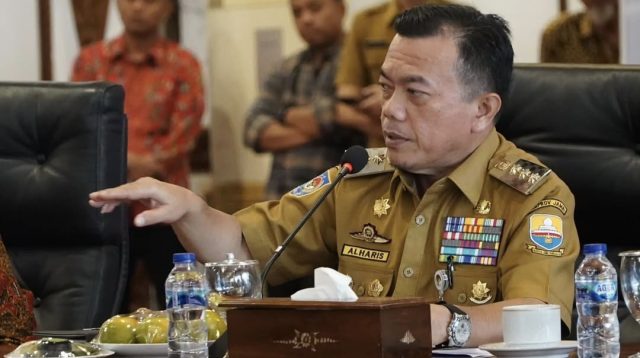 Gubernur Jambi Al Haris