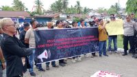 Aksi Demo Menuntut Anggota DPRD Kabuapten Batanghari dari Partai Gerindra Lengser Senin (02/9/2025). Doc/VOJ