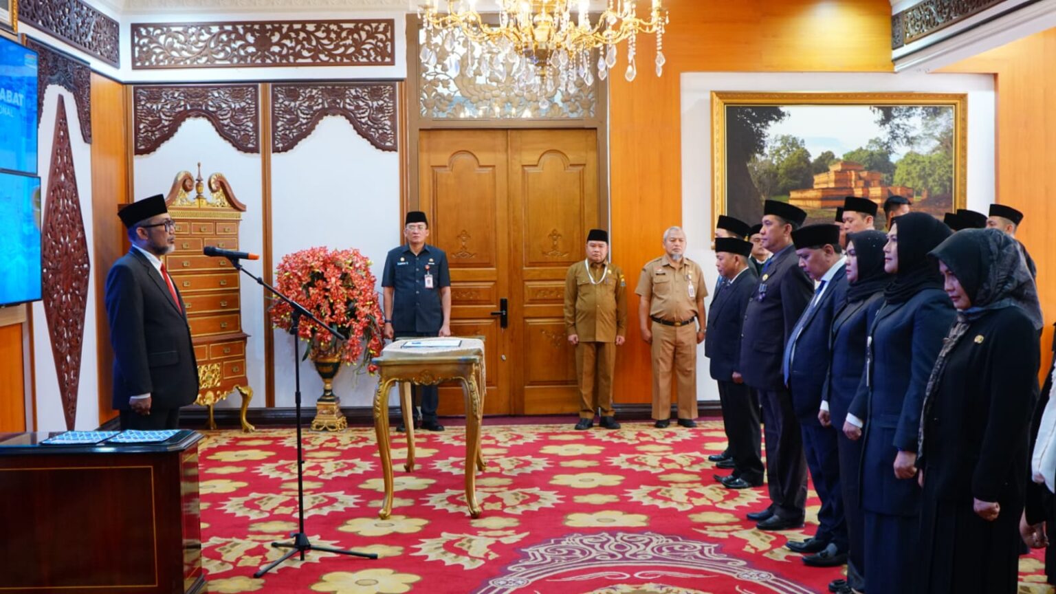 Sekda Sudirman lantik pejabat eselon lll,lV dan fungsi di lingkungan Pemerintah Provinsi Jambi