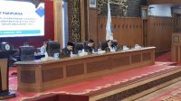 Ketua DPRD Provinsi Jambi, M Hafiz Fattah mendoakan korban aksi demo