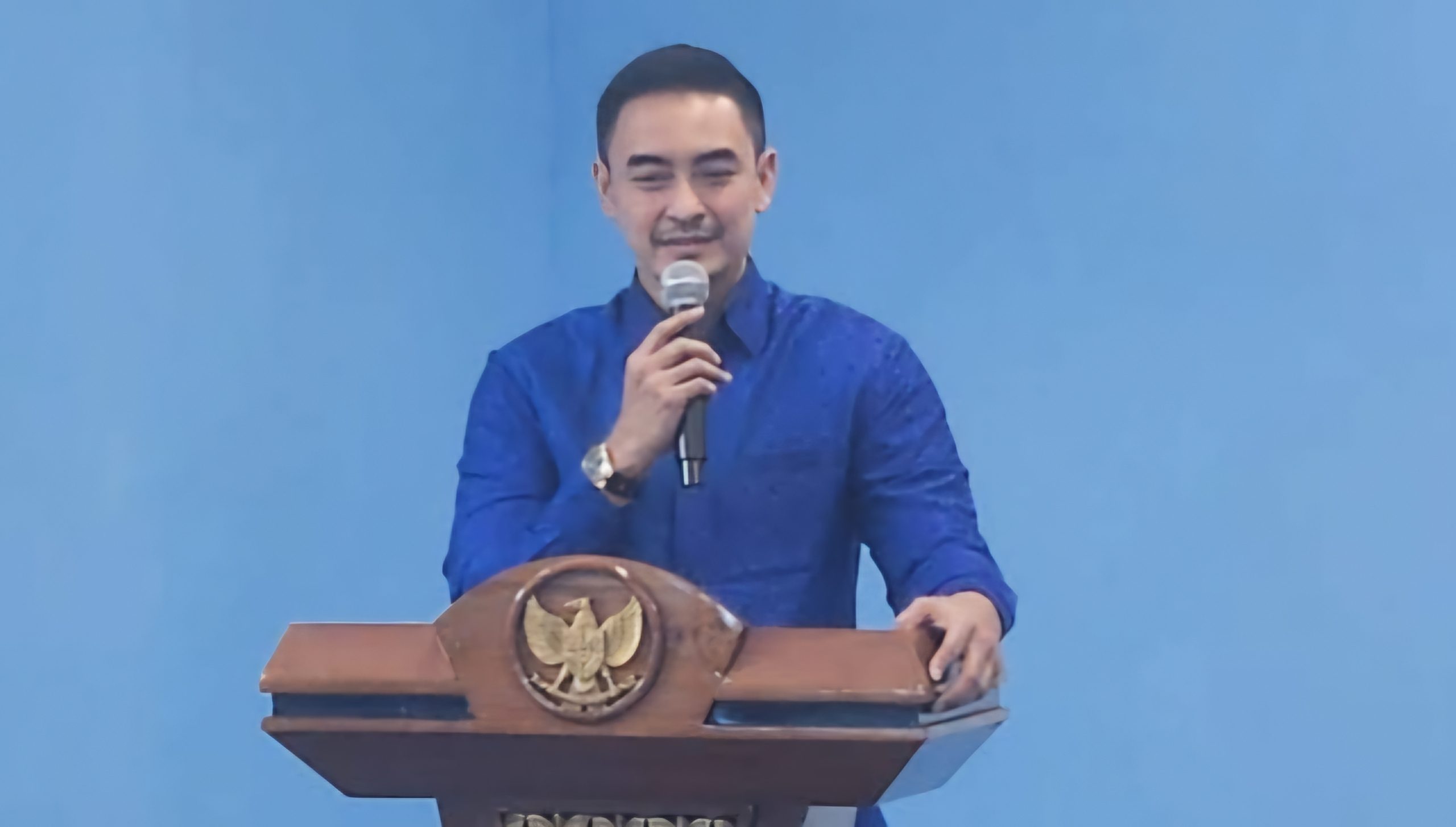 Zumi Zola, eks Gubernur Jambi
