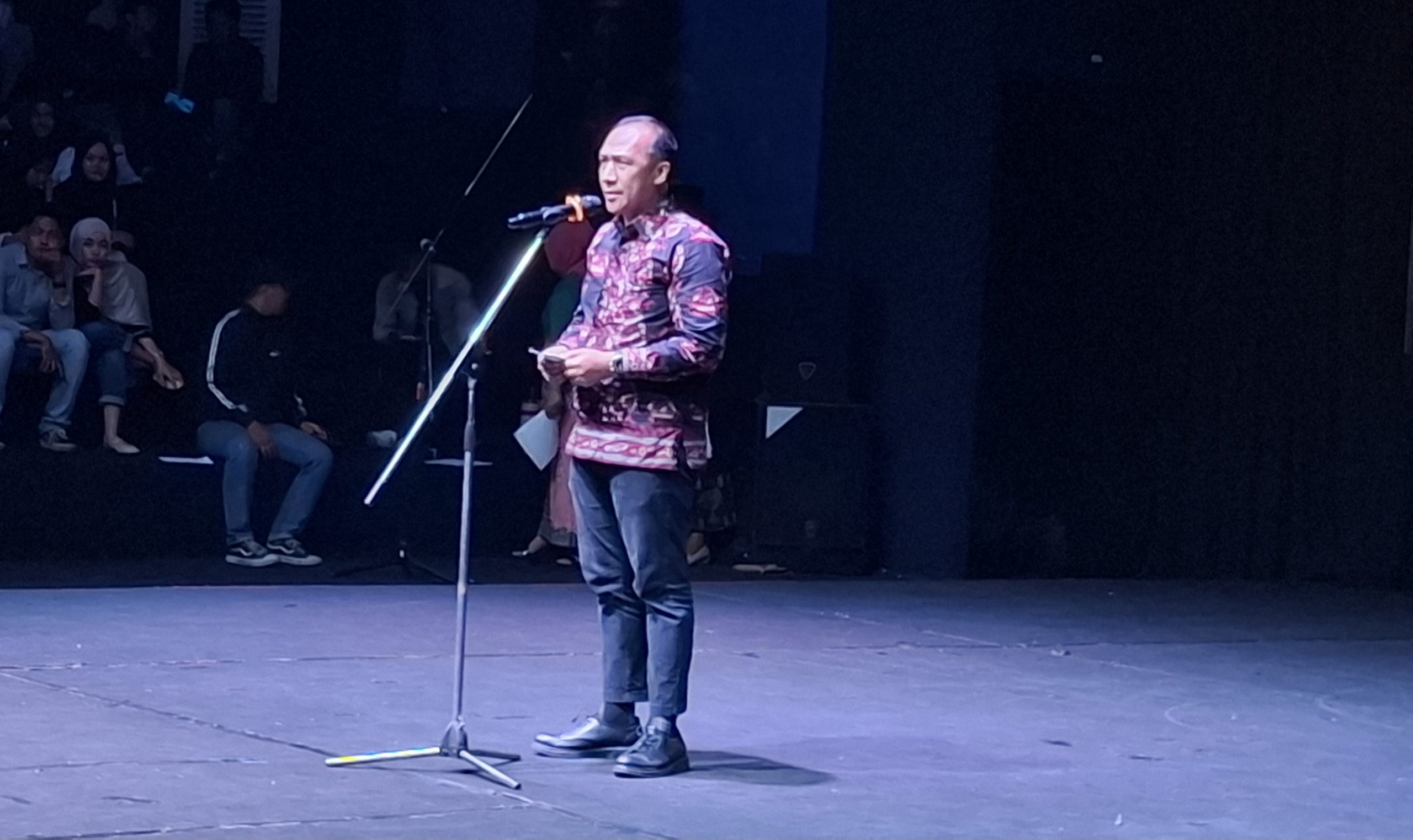 20251025_210113 Kepala Dinas Kebudayaan dan Pariwisata Provinsi Jambi, Imron Rosyadi