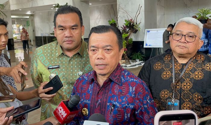 Gubernur Jambi Al Haris