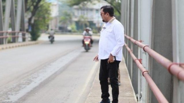 Wakil Ketua l DPRD Provinsi Jambi, Ivan Wirata