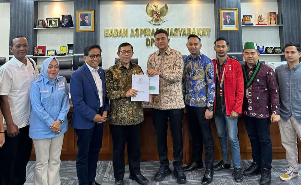 Zulkifli Linus dampingi Ketua DPRD Provinsi Jambi sampaikan aspirasi masyarakat ke DPR RI