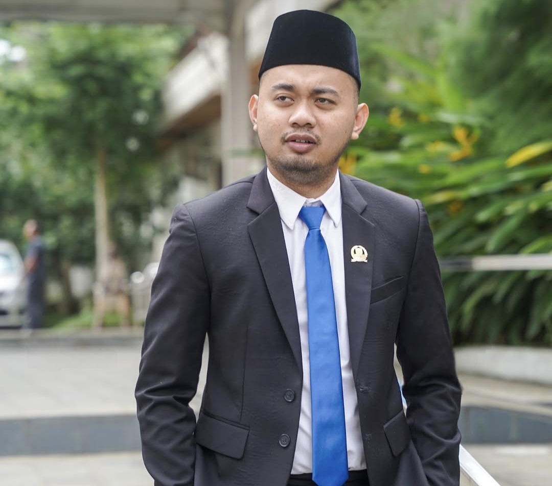 Screenshot_20251028_164232_Instagram Anggota DPRD Provinsi Jambi, Zulkifli Linus