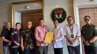 IMG-20251105-WA0016 Ketua DPRD Kota Jambi, Kemas Faried Alfarelly konsultasi bersama Kejagung terkait persolaan zona merah pertamina