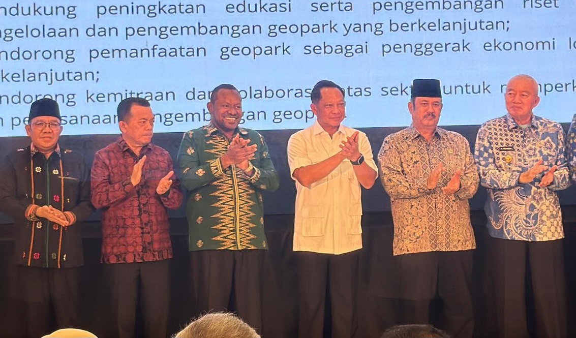 Gubernur Jambi Al Haris menghadiri Indonesia's Geopark Leader di Jakarta